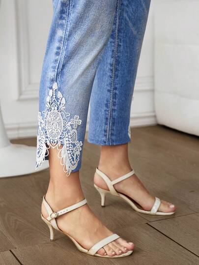 SHEIN Clasi Plus Size High Waist Elastic Plaid Simple Slim Fit Casual Pants,Office Outfits For Women