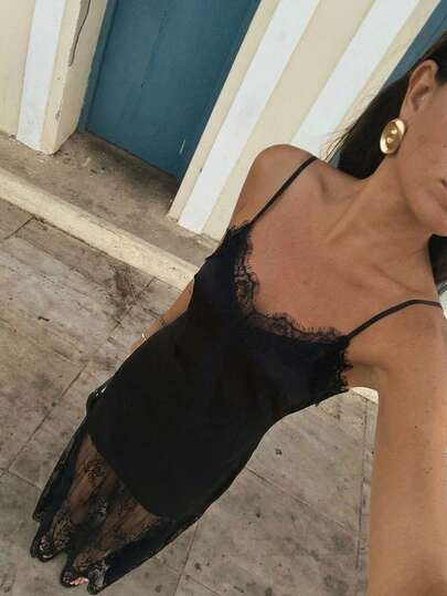 Aloruh Women's Modern Romantic Lace-Trimmed A-Line Slip Dress, Perfect For A Valentine's Day Date; Elegant Lace Trim For Summer Holidays; Sexy Black Dress, Ideal For Summer Vacations And Beachwear; Elegant Wedding Guest Dress. Lace Trim Dress Lace Maxi Dress Black Lace Slip Dress