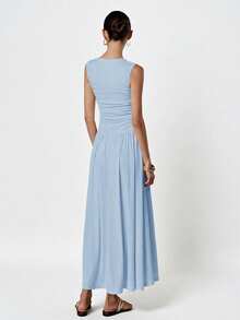 Aveloria Modichic Đầm trắng tối giản, tinh tế, cổ tròn, xếp ly, không tay - Màu xanh lam - Xem 5