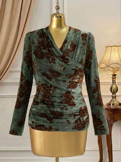 Rometta Plus Size Women's Vintage French Olive Green Printed V-Neck Ruched Slim Fit Long Sleeve Top. Suitable For: Daily Outings/Shopping, Afternoon Tea, Gathering With Friends, Commuting, Business Meetings, Dates, Retro Theme Parties