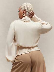 Vixey Chiffon Plunge Neck Gathered Waist Long Sleeve Top With Lining - Khaki - View 5