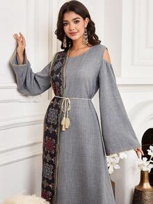 Al Najma Conservative Women's Arabian Dress - Multicolor - View 2