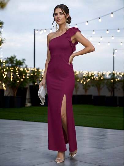 Vestido VINO Formal Largo con Abertura y Diseño Asimétrico #140