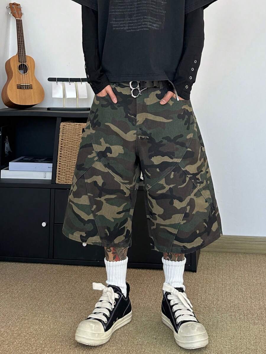 STEELVANCE Streetwear Vintage Camouflage Denim Jeans With Contrast Color Patchwork, Rivet Decor, Relaxed Loose Fit Wide Leg Straight Cargo Shorts - Army Green - View 1