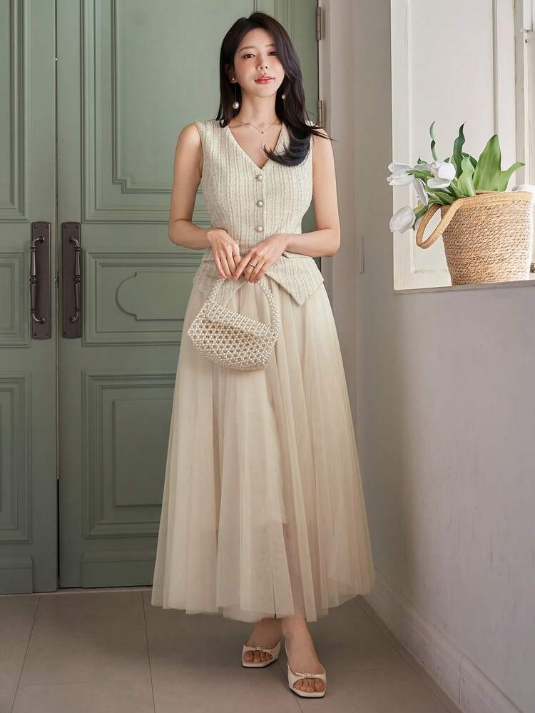 Women's V-Neck Sleeveless Top And Mesh A-Line Skirt Elegant Urban Casual 2-Piece Set