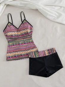 Swim Lushoire 女士印花撞色吊带泳衣套装，包括吊带上衣和印花泳裤，适合海滩、度假、春季和秋季穿着。这款吊带泳衣套装包含女士沙滩上衣、夏季上衣、吊带泳裤、保守款上衣、塑形款上衣、夏季度假款上衣、夏季沙滩装、吊带泳裤等。 - 彩色 - 查看 9