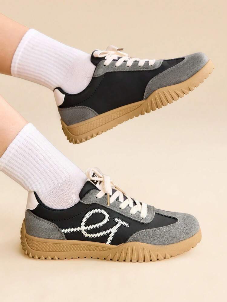 CUCCOO EASI Contrast Color Solid Preppy Casual Gym Sneakers For Women, Lace-Up Brown Patchwork Flat Retro Casual Outdoor Sports Running Shoes