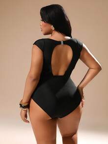 Auralis Maiô Sexy de Cor Sólida com Decote em V Profundo e Costas Abertas, Plus Size - Preto - Visão 6