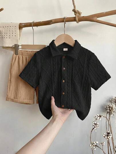 SHEIN 2 件套年轻男孩休闲百搭套装：白色纯色镂空针织柔软圆领短袖开衫上衣，撞色袖口折叠舒适短裤，适合春夏季、日常、学校、旅行、度假、派对