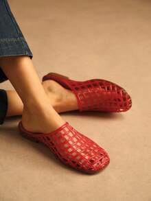 Rosivie Women's Hollow Design Casual Fashionable Slip-On Flat Sandals - Red - View 3