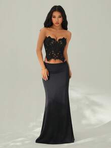 SHEIN PETITE 两件套黑色性感镂空蕾丝薄纱上衣搭配低腰超长缎面半裙，适合约会、婚礼宾客、早午餐、优雅装扮、派对等场合。 - 黑色 - 查看 1