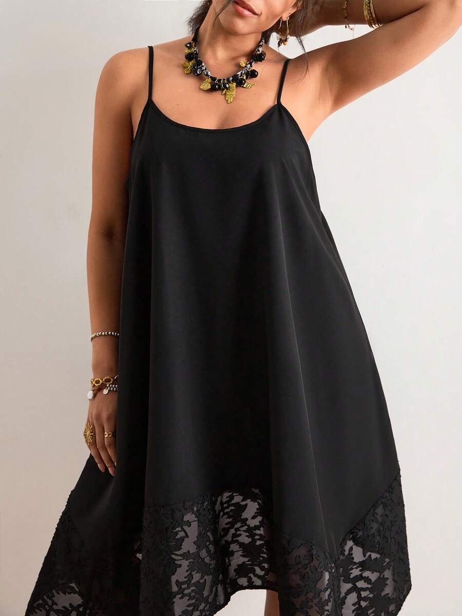 Freevana 大码休闲提花拼接不对称下摆吊带连衣裙 - 黑色 - 查看 1