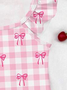 SHEIN 可爱卡通草莓印花荷叶袖连体泳衣，休闲甜美，适合夏季度假和海滩穿着，#椰子女孩 - 淺粉色 - 查看 4