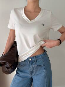 DAZY Women's V-Neck Short Sleeve Loose Casual T-Shirt - White - View 8
