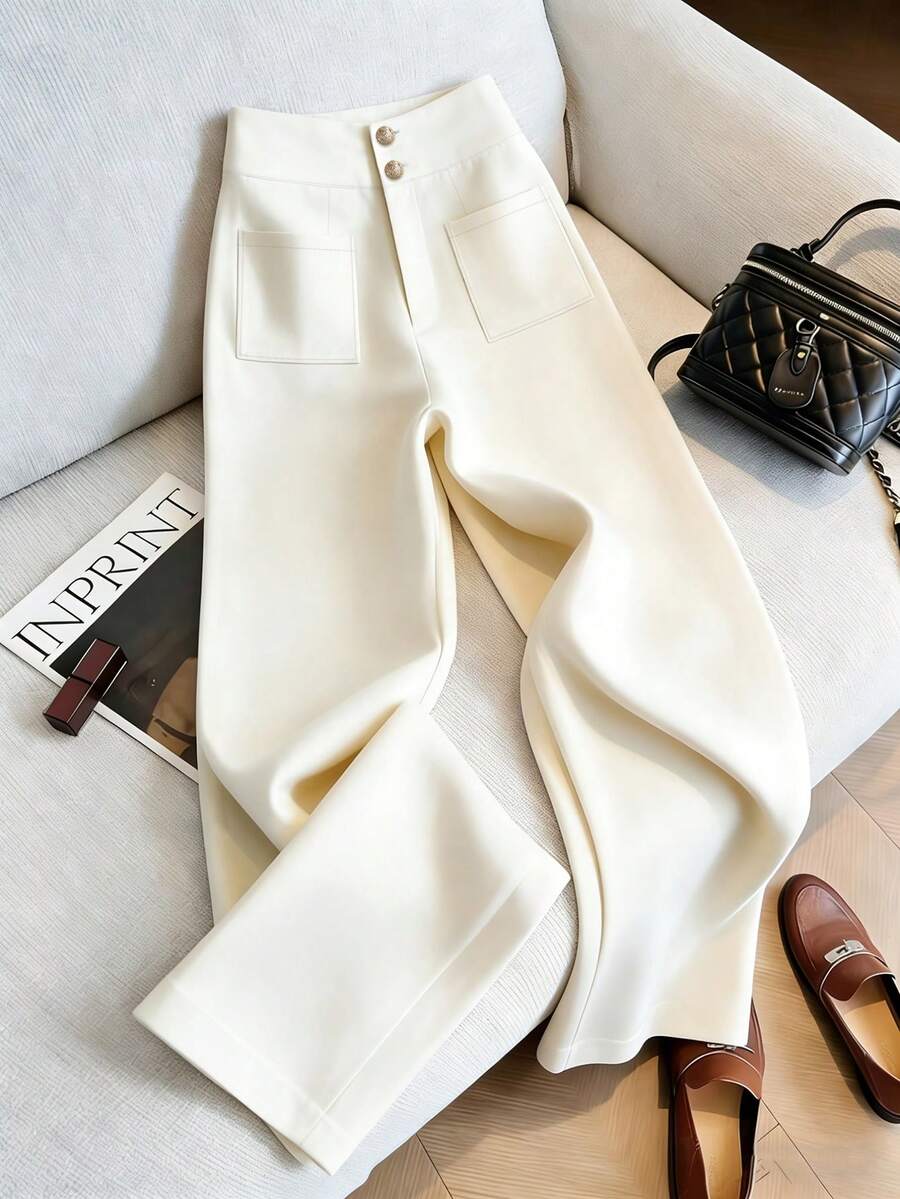 Franclia Quần ống rộng cạp cao thanh lịch, túi trang trí bằng hai khuy kim loại, quần tây thường ngày phù hợp cho công sở và đi làm, tôn dáng và sang trọng, chất vải cứng cáp, thiết kế ống rộng che khuyết điểm, chi tiết khuy kim loại tinh tế, cạp cao, có túi, quần ống rộng dáng suông màu be. - Màu be - Xem 1