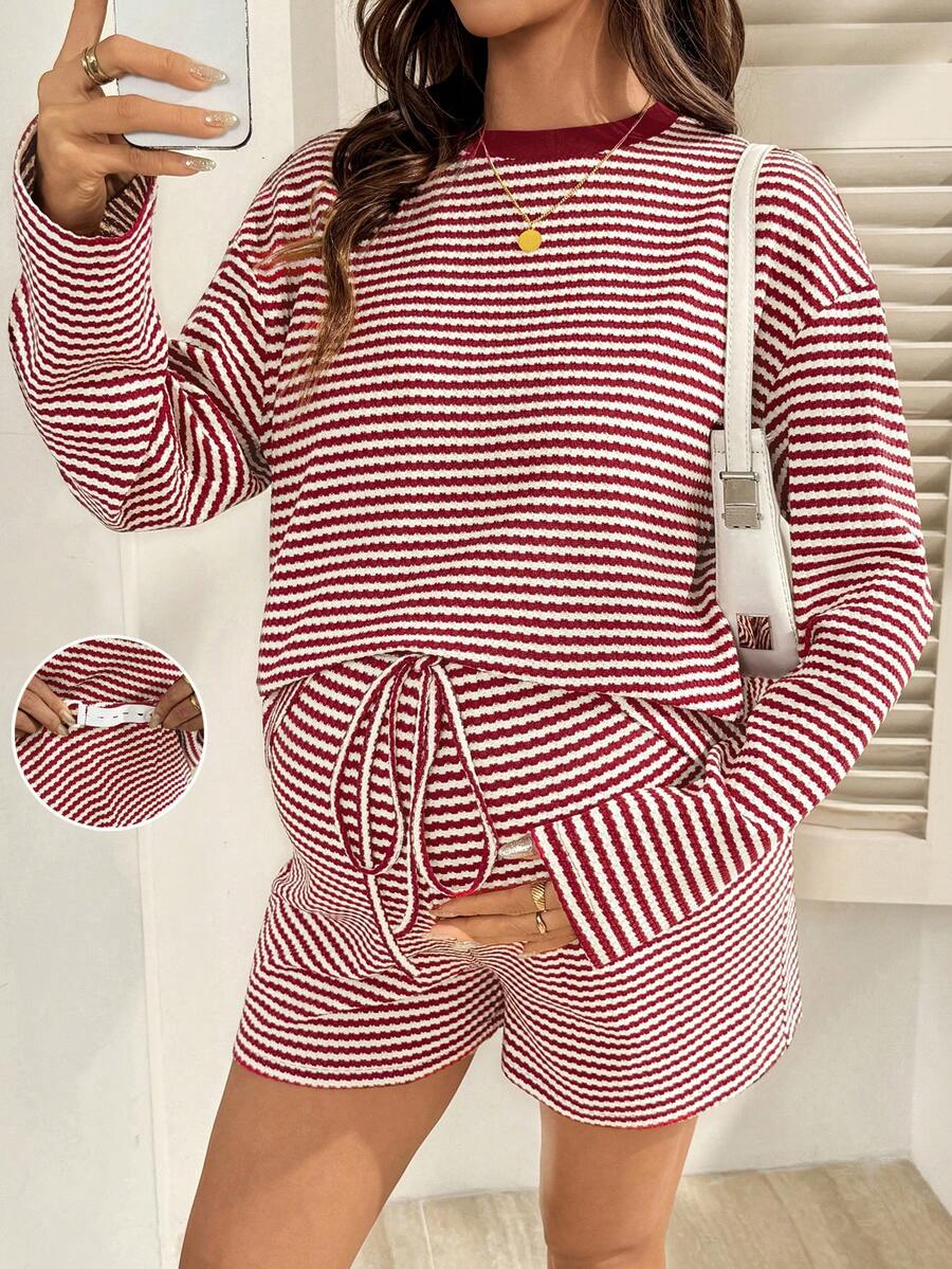SHEIN 2件套孕妇休闲条纹上衣和短裤套装，秋季 - 紅白色 - 查看 1