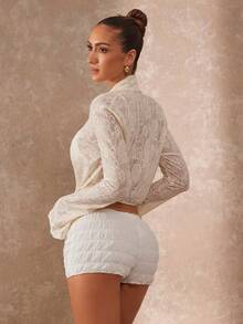 Lumalex Bộ sưu tập đồ đi biển mới: Áo khoác ngoài đi biển bằng ren xuyên thấu với chất liệu vải họa tiết lá dập nổi tùy chỉnh, thiết kế cổ chữ V xẻ sâu, điểm nhấn là hạt cườm ở giữa, tay áo dài xòe rộng và kiểu dáng nhẹ nhàng, thoáng mát. Đồ bơi mùa xuân hè. - Màu be - Xem 8