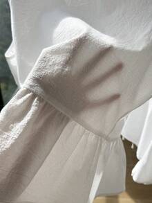 SHEIN EZwear 大尺碼女款純棉兩件套，白色紅白格紋繫帶前襟三蝴蝶結上衣與短褲，夏季海灘度假居家休閒套裝 - 白色 - 查看 5