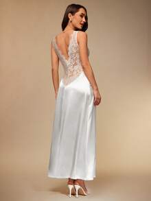 Silquee Lace-Panel Satin Slip Dress And Double-Layer Fuzzy Cuff Belted Robe Pajama Set White Set, Fall Winter Clothes  Valentine's Day Sexy Lace Galentines Adult Date Night  Spandex See Through Romantic Sexy Curve  Spring And Summer Feathered White Satin Cardigan Long-Sleeved Robe, Suitable For Wedding Parties, With A Lace Deep V-Neck Inner Dress. - White - View 2