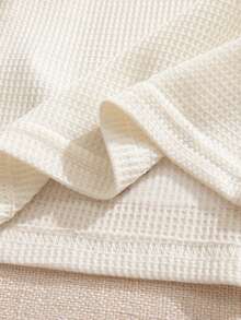 Souflis Souflis 男婴卡通熊刺绣圆领短袖上衣搭配纯棕色短裤，风格活泼，适合日常穿着、户外活动和舒适的居家穿着，轻松打造可爱的儿童装扮。 - 杏色 - 查看 6