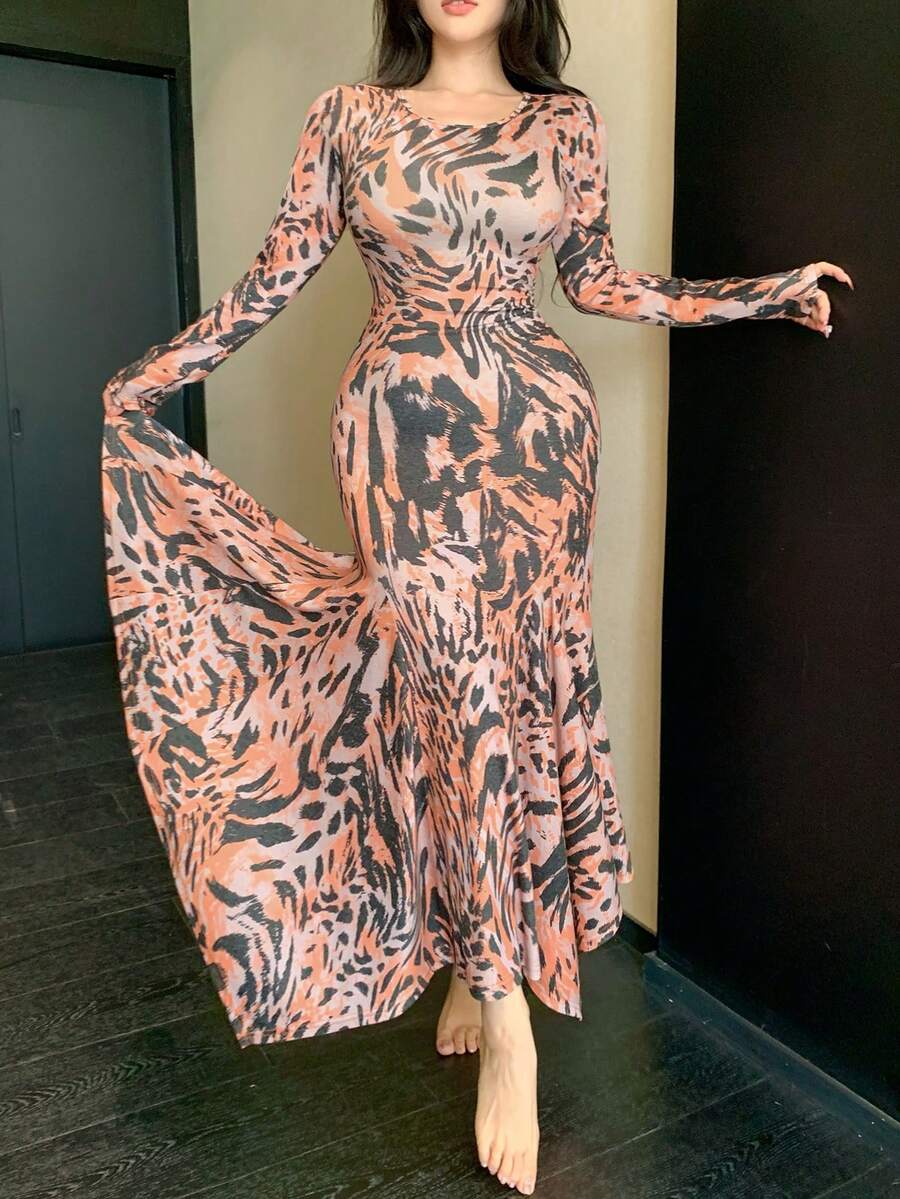 DAZY Charming Animal Print Full-Print Fitted Long Women Nightgown - Apricot - View 1