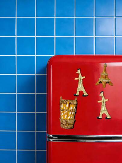 Joivida 1/4Pcs Eiffel Tower Baguette Doll Magnetic Fridge Sticker, Resin Fridge Magnet, Tourist Souvenir Fridge Sticker, Eiffel Tower Travel Commemorative Gift, Special Baguette Decorative Magnetic Fridge Sticker, Suitable For New Year, Back To School Season, Home Use