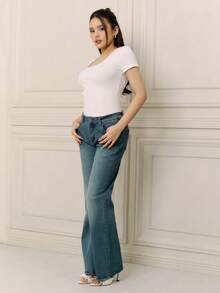 Criza Taa Fitted Lace Trim Square Neck Short Sleeve Women T-Shirt - White - View 4