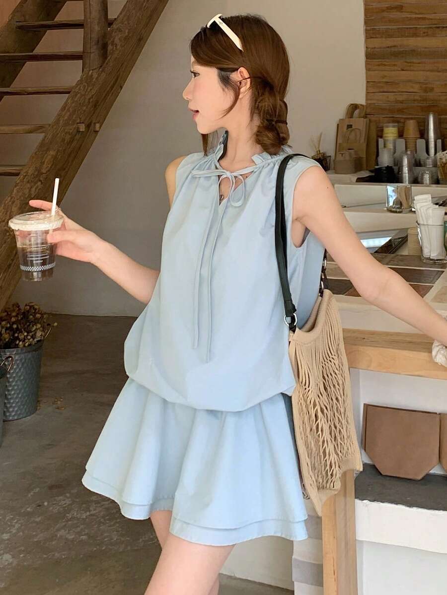 DAZY 女士夏季荷叶边领抽绳系腰短款休闲连衣裙 - 淺藍色 - 查看 1