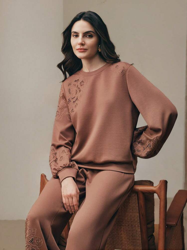 Elegant Women's Asymmetrical Fabric Embroidered Graphic Sweatshirt, Suitable For Spring And Summer