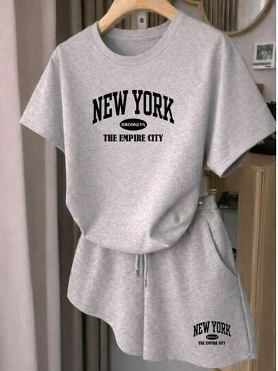 Set conjunto 2 piezas dama mujer estampado de moda camiseta playera  manga corta cuello redondo short liso estilo casual diario cómodo fresco ligero primavera verano playa calor moderno juvenil