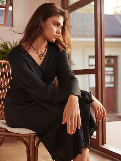 Women's Bohemian Casual Vacation Relaxed Comfortable Baby Cotton Flare Sleeve Tie-Up Loose Jacquard Knit Cotton Robe