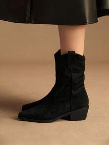 Rosivie Women's Pointed Toe Pleated Casual Fashion Chunky Heel Ankle Boots - Black - View 2