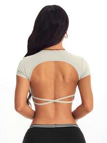 Easithlete 女士时尚露背镂空修身短款运动T恤 露背瑜伽衫 系带露背运动上衣 露背健身衫 露背运动上衣 女士运动服 露背健身上衣 露背健身上衣 女士运动上衣 女士运动服 女士健身套装 上衣 - 淺灰色 - 查看 3