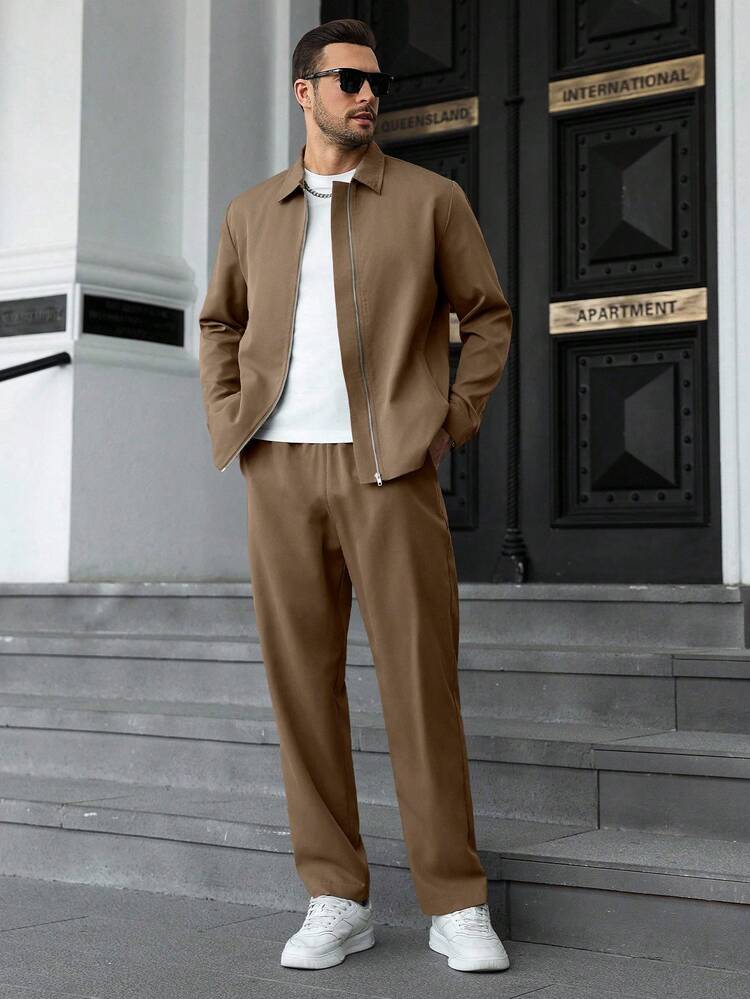 Manfinity CasualCool 男士纯色拉链夹克和斜插口袋长裤套装 - 卡其色 - 查看 3