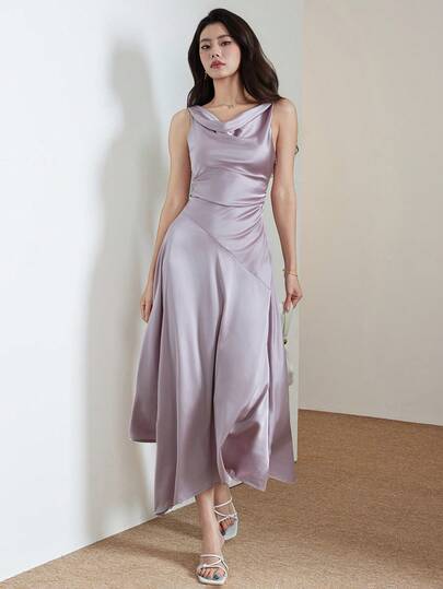 Heiryn Women's Elegant Solid Color Pleated Sleeveless Dress