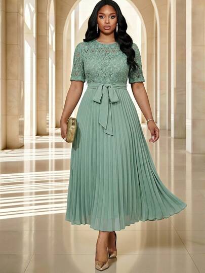 Fleurora 大码女式撞色蕾丝圆领短袖褶裥下摆优雅连衣裙