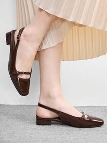 CUCCOO BIZCHIC 法式优雅镂空约会凉鞋 女士新款复古低帮通勤中跟粗跟高跟鞋 - 深棕色 - 查看 3