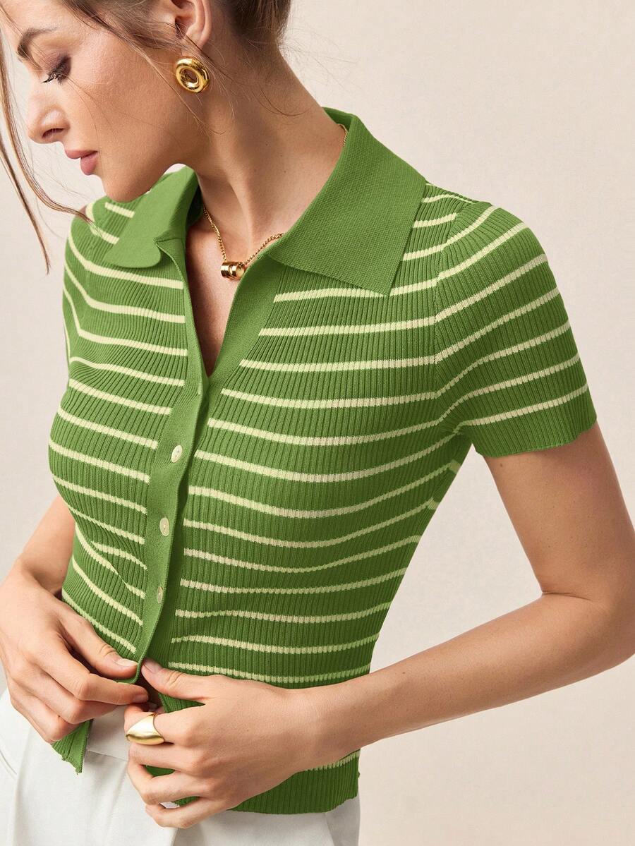 BizChic Áo dệt kim tay ngắn, cổ bẻ, cài cúc phía trước, kẻ sọc xanh lá cây, đa năng cho mùa xuân/hè, phù hợp cho Lễ Phục Sinh, Ngày Thánh Patrick, phong cách thường ngày, lãng mạn, retro thập niên 90, tiệc tùng, đi biển, lễ tốt nghiệp, kỳ nghỉ, khách dự đám cưới, bữa ăn sáng muộn, sân bay và nhiều dịp khác. - màu xanh lá - Xem 1