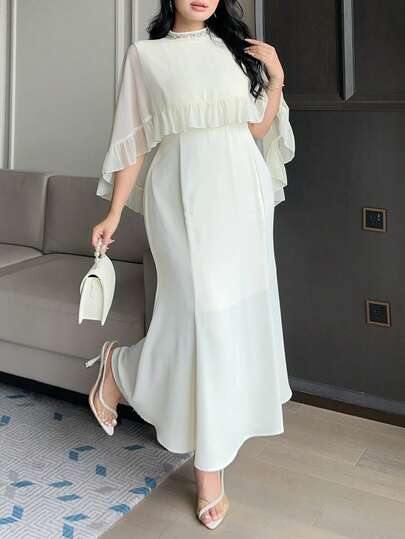 Dazy Plus 大码女式立领水钻装饰荷叶边披肩设计优雅收腰派对连衣裙