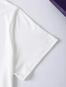 EMERY ROSE 甜美清爽的绿色格子图案帽子，高地草三叶草主题，印花休闲加大码T恤 - 白色 - 查看 3