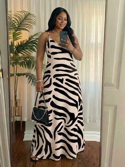 SHEIN Lady Plus Size Casual Sleeveless Dress With All-Over Print