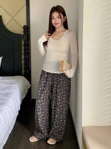 Dazy Plus Ditsy Floral Elastic Waist Drawstring Loose Straight Leg Pajama Bottoms - Black - View 3