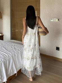 DAZY 夏季度假浪漫刺繡網紗寬肩帶女款睡裙睡衣 - 白色 - 查看 2