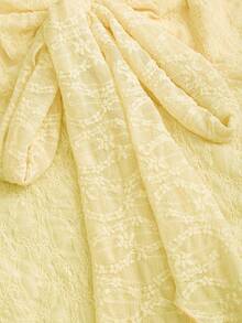 Sweetra Cropped Tube Top With Bowknot & Textured Print - Yellow - View 6