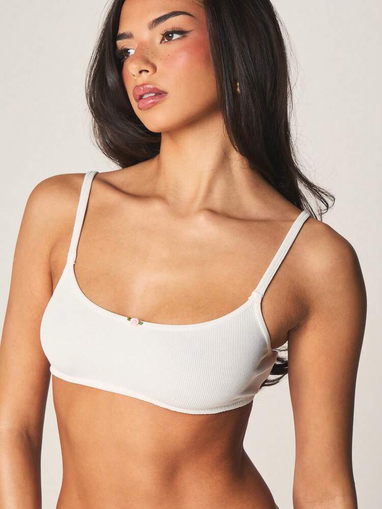 MISSGUIDED Brassière texturée côtelée avec détail de bordure rose, sans doublure, coupe souple sans armature, confort quotidien pour la lingerie