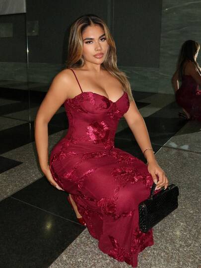 Maria Perezxox 3D立体花卉性感紧身吊带裙