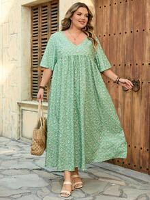 SHEIN CURVE+ Curve 尺码 US22 音乐节、海滨度假、波西米亚风女士度假宽松碎花V领短袖娃娃衫教师连衣裙，阿拉伯连衣裙，阿拉伯服装 波西米亚风度假夏季/乡村/海滩度假套装/海滩套装/沙滩装 - 橄欖綠 - 查看 7
