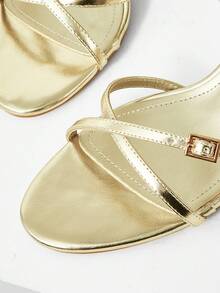 Mnmlis Sandalias de tacón de aguja con tiras cruzadas de metal para mujer - Oro claro - Ver 4