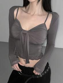 DAZY 女士蕾丝拼接系带V领吊带背心配长袖开衫套装 - 灰色 - 查看 5