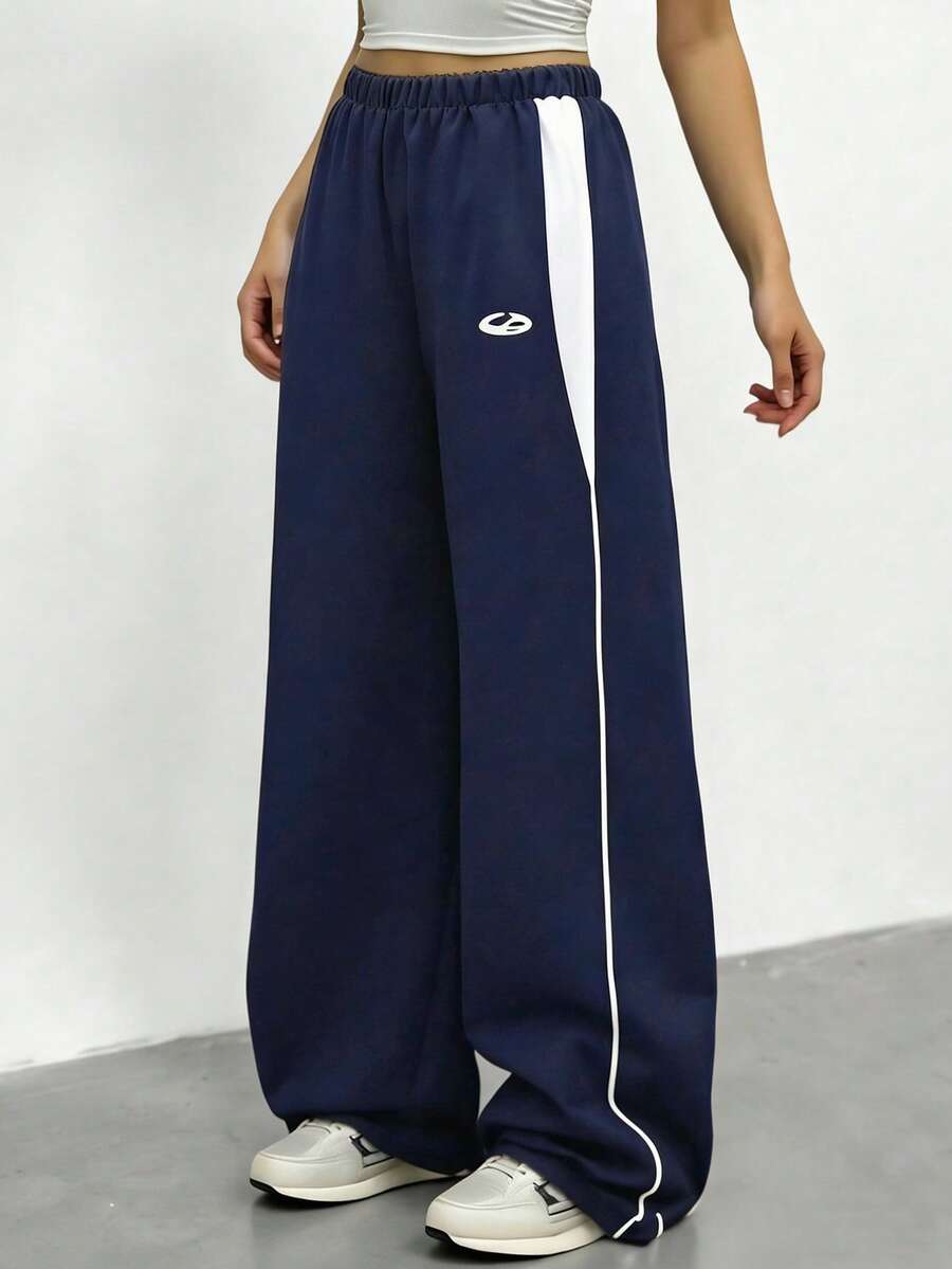 SHEIN 经典休闲裤，舒适双层腰带，卫衣面料，适合居家、户外、运动，可搭配各种上衣展现青春活力，春秋皆宜。